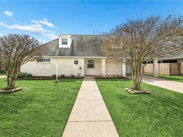 5228 MEADOWDALE Street , Metairie, LA 70006