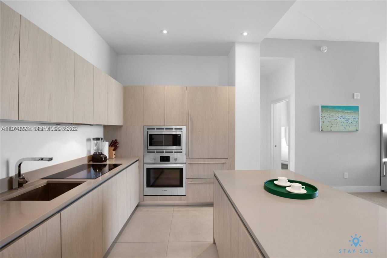 4111 S Ocean Dr , Unit 302, Hollywood, FL 33019 Photo