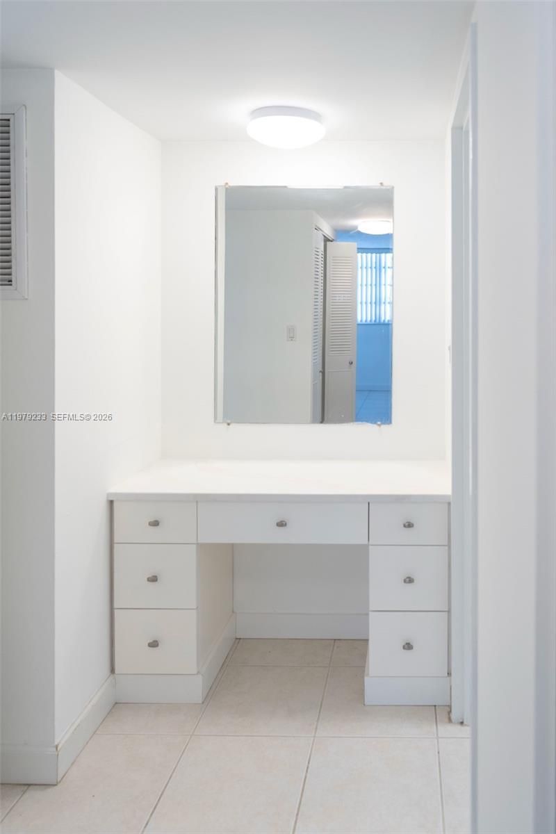 13155 Ixora Ct, Unit 310, North Miami, FL 33181 Photo