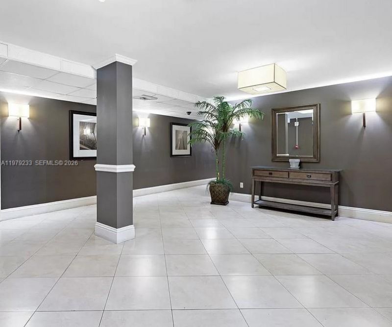 13155 Ixora Ct , Unit 310, North Miami, FL 33181 Photo