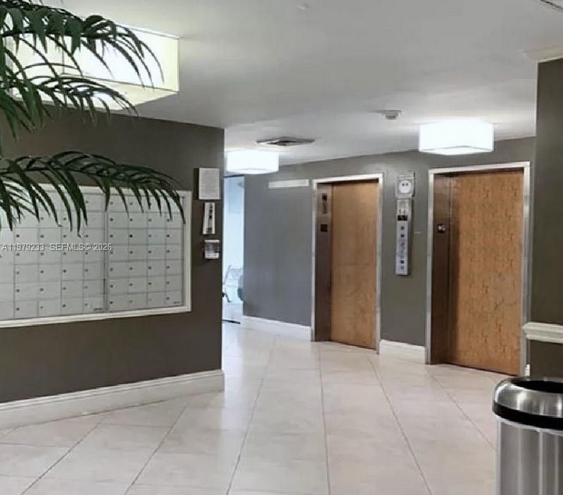 13155 Ixora Ct, Unit 310, North Miami, FL 33181 Photo