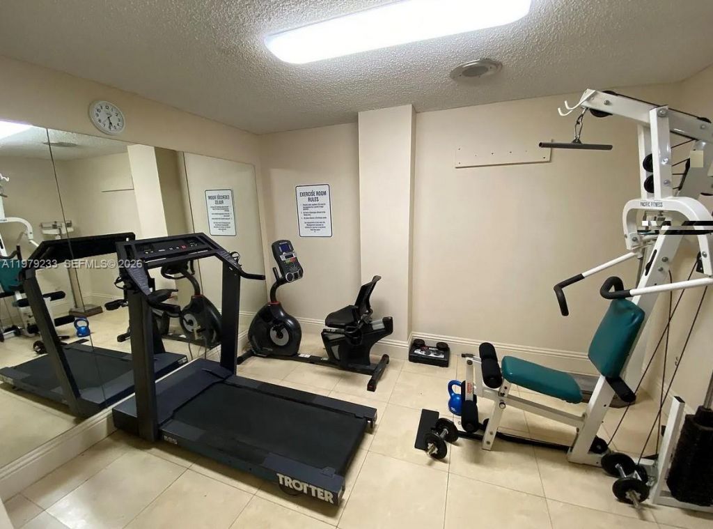 13155 Ixora Ct , Unit 310, North Miami, FL 33181 Photo