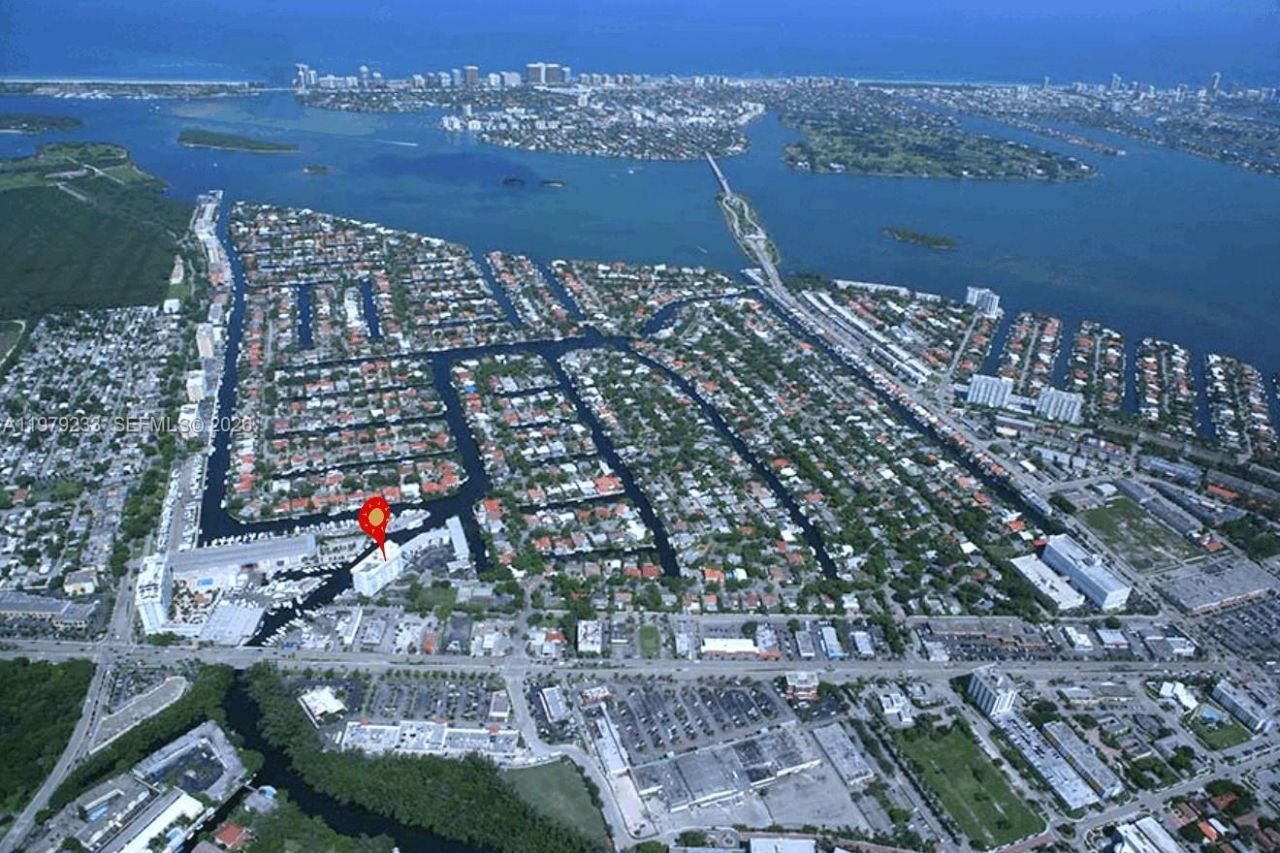 13155 Ixora Ct, Unit 310, North Miami, FL 33181 Photo