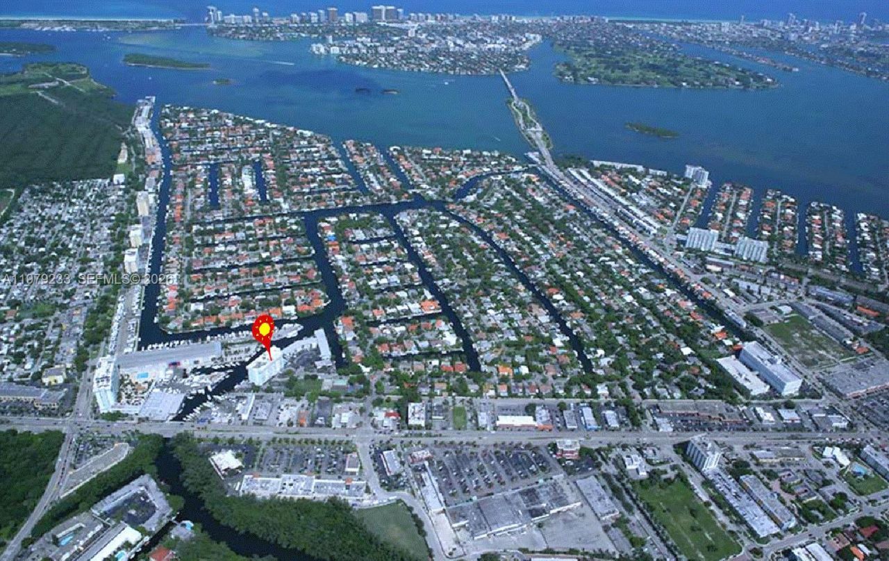 13155 Ixora Ct, Unit 310, North Miami, FL 33181 Photo