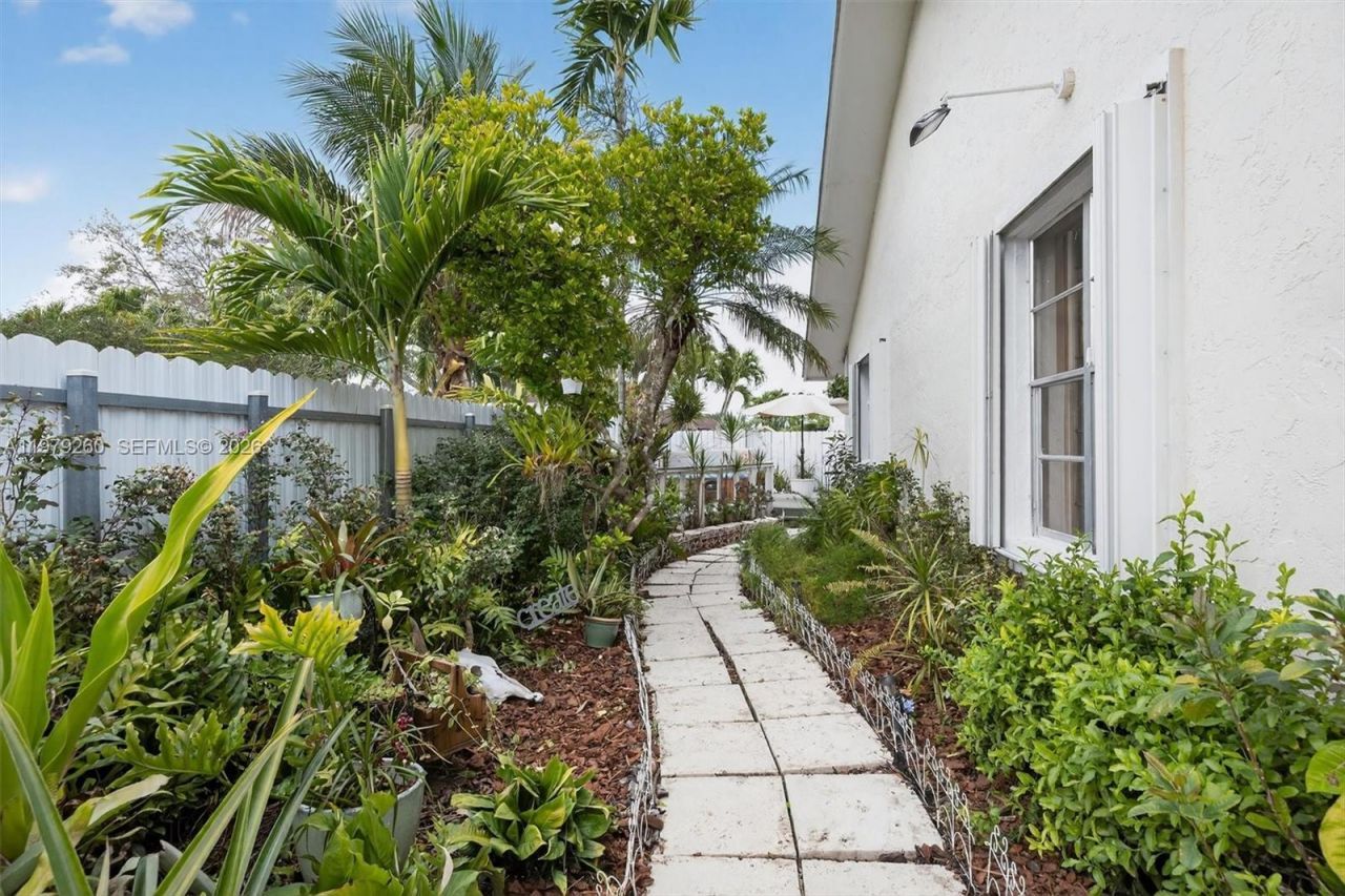 10230 SW 130th Ave, Miami, FL 33186 Photo