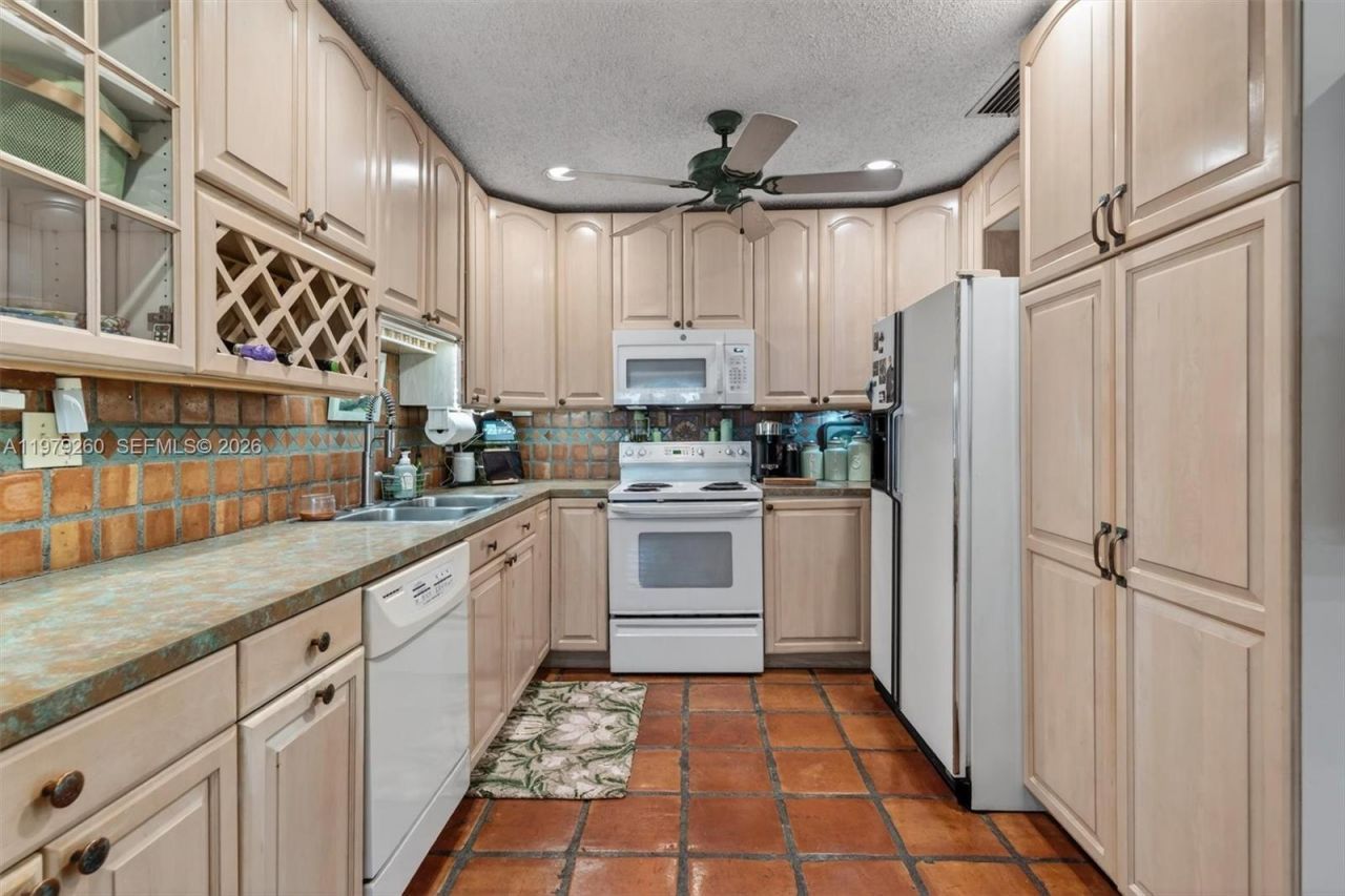 10230 SW 130th Ave, Miami, FL 33186 Photo