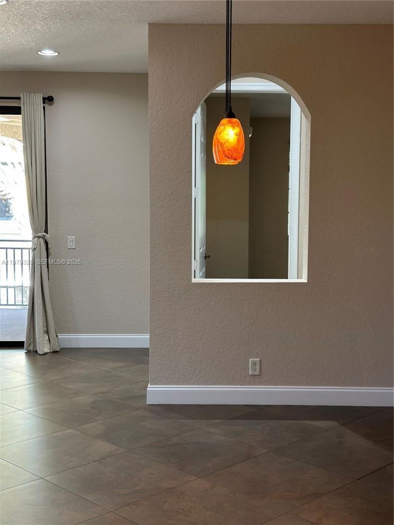 2810 Center Court Dr , Unit 3-29, Weston, FL 33332 Photo