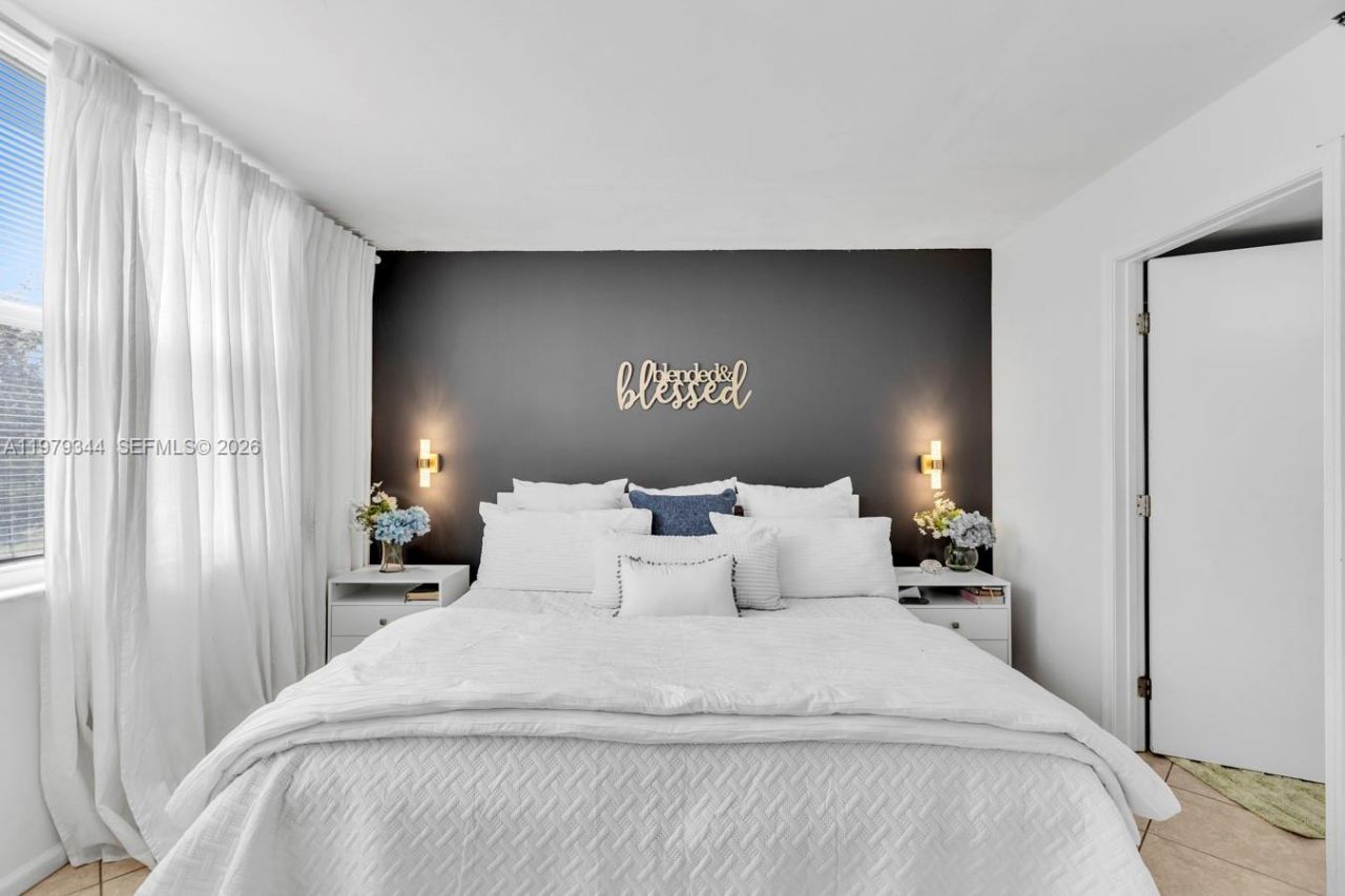 4550 NW 18th Ave , Unit 206, Deerfield Beach, FL 33064 Photo