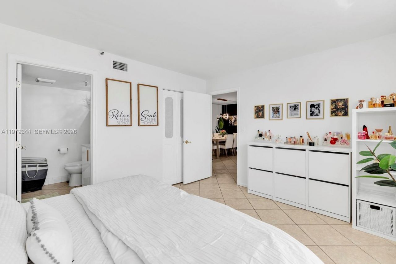 4550 NW 18th Ave , Unit 206, Deerfield Beach, FL 33064 Photo