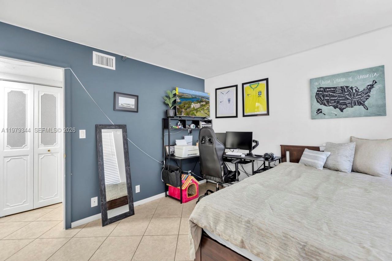 4550 NW 18th Ave , Unit 206, Deerfield Beach, FL 33064 Photo