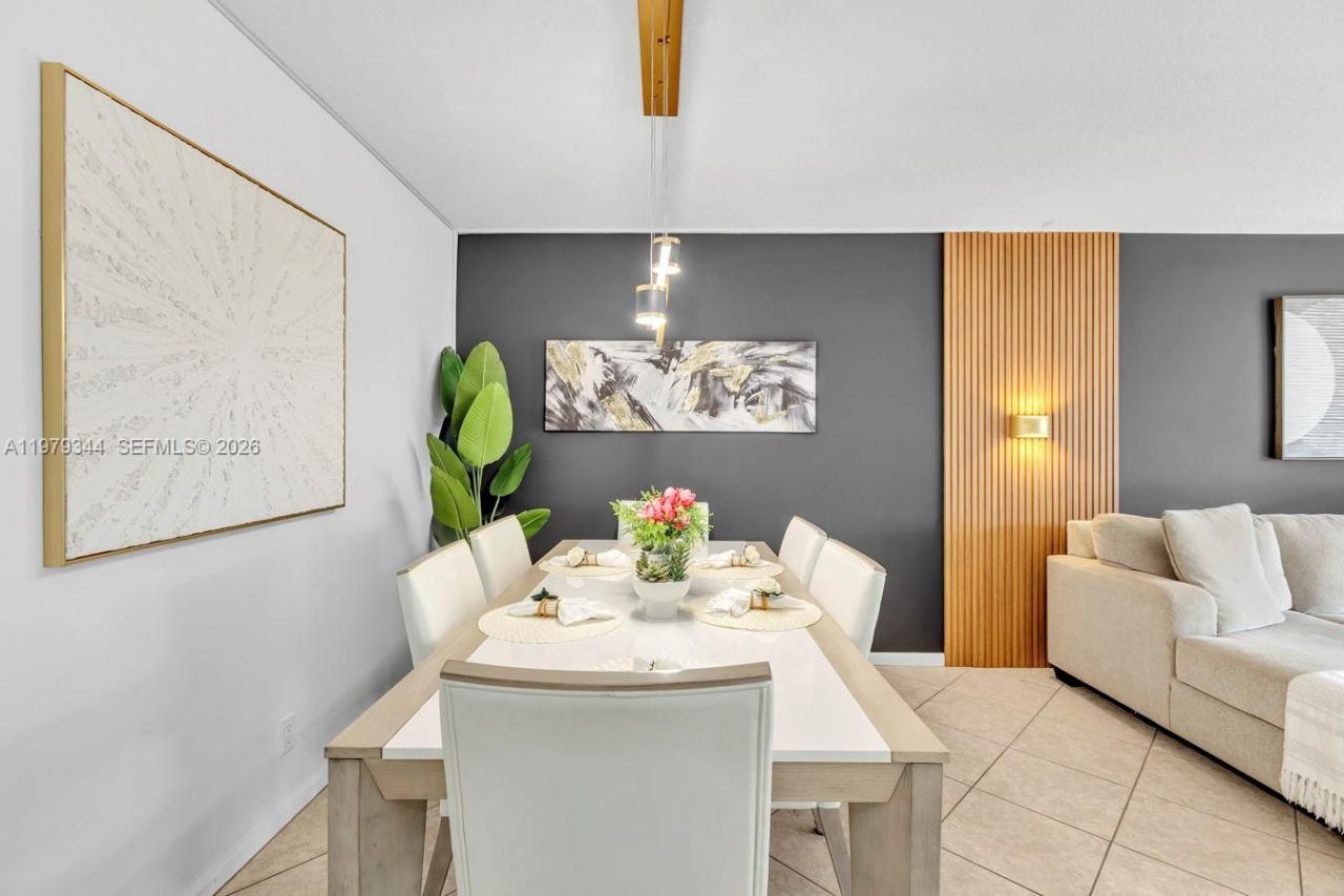 4550 NW 18th Ave , Unit 206, Deerfield Beach, FL 33064 Photo