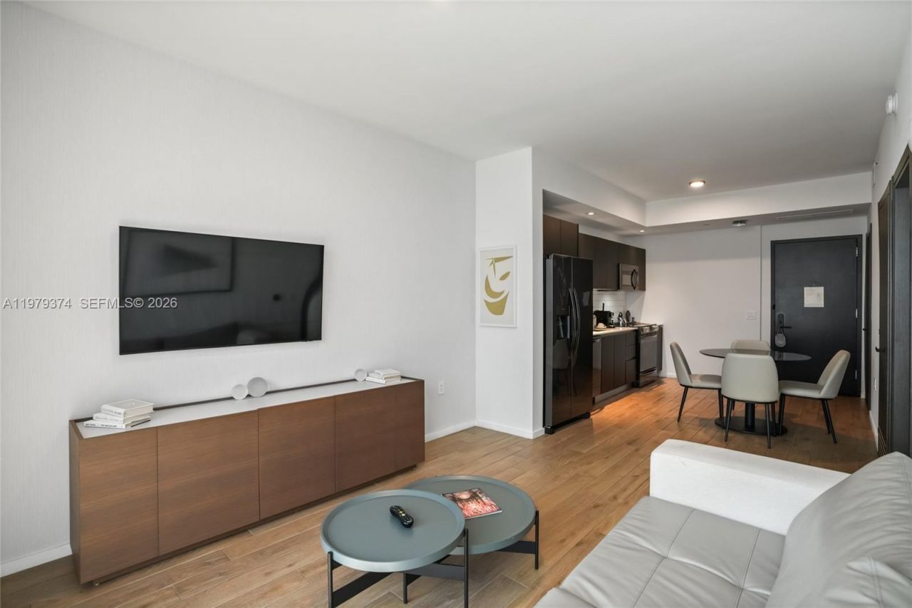 398 NE 5th St , Unit 4410, Miami, FL 33132 Photo