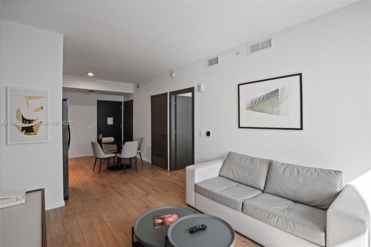 398 NE 5th St , Unit 4410, Miami, FL 33132 Photo