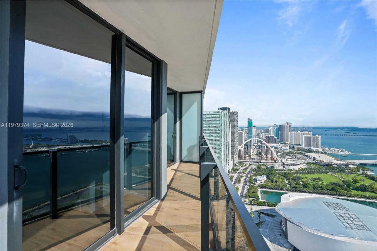 398 NE 5th St , Unit 4410, Miami, FL 33132 Photo