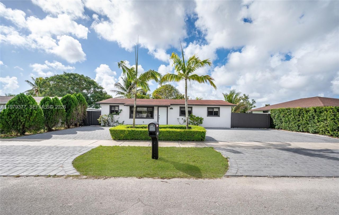 11442 SW 225th St, Miami, FL 33170 Photo