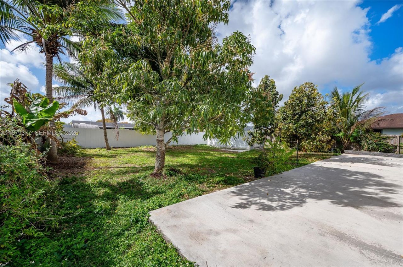 11442 SW 225th St, Miami, FL 33170 Photo