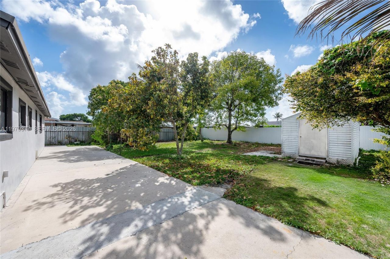 11442 SW 225th St, Miami, FL 33170 Photo