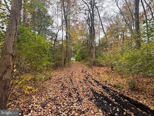 23 KUZYK ROAD, CREAM RIDGE, NJ 08514