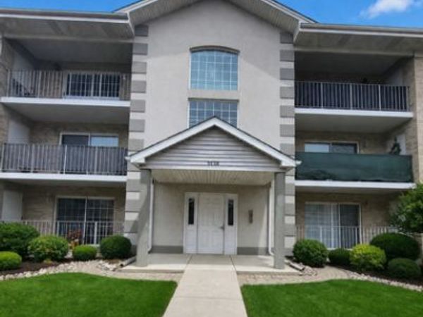 9138 W 95TH Street, Unit 3B, Hickory Hills, IL 60457