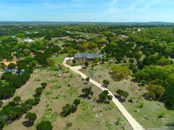 110 HOSKINS TRAIL, Boerne, TX 78006