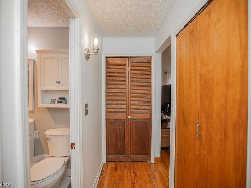 299 Inwood Boulevard, Avon Lake, OH 44012 Photo 10