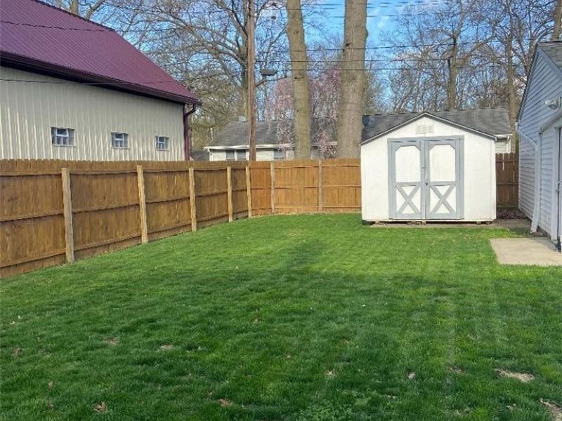 299 Inwood Boulevard, Avon Lake, OH 44012 Photo 3