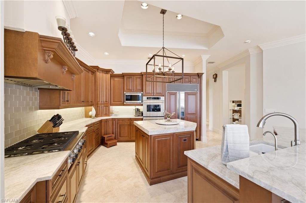 361 Pirates Bight , Naples, FL 34103 Photo