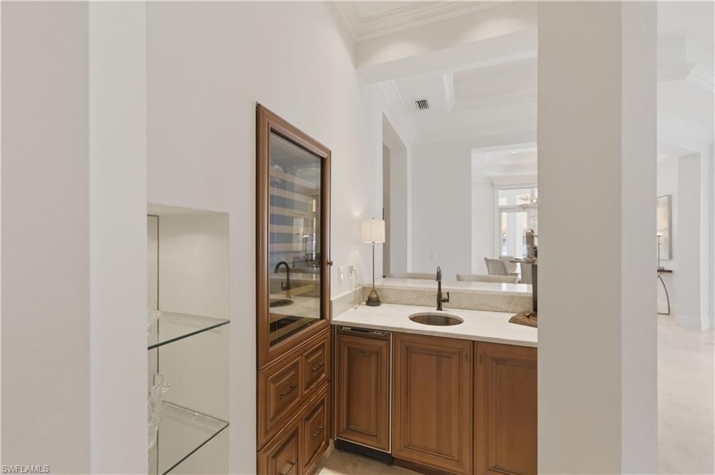 361 Pirates Bight , Naples, FL 34103 Photo