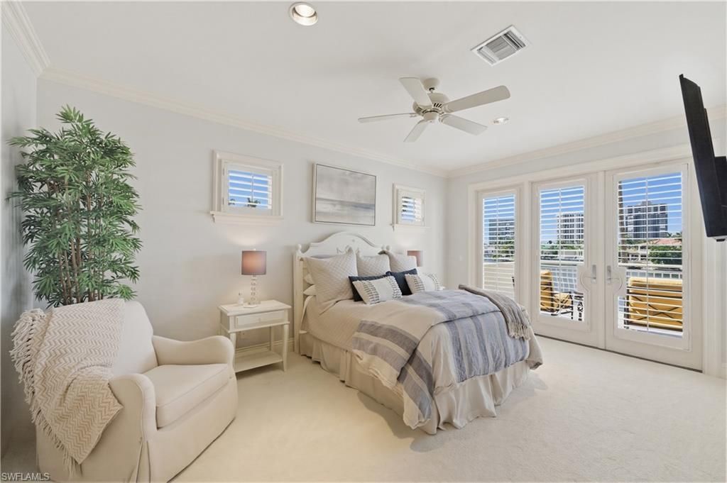 361 Pirates Bight , Naples, FL 34103 Photo