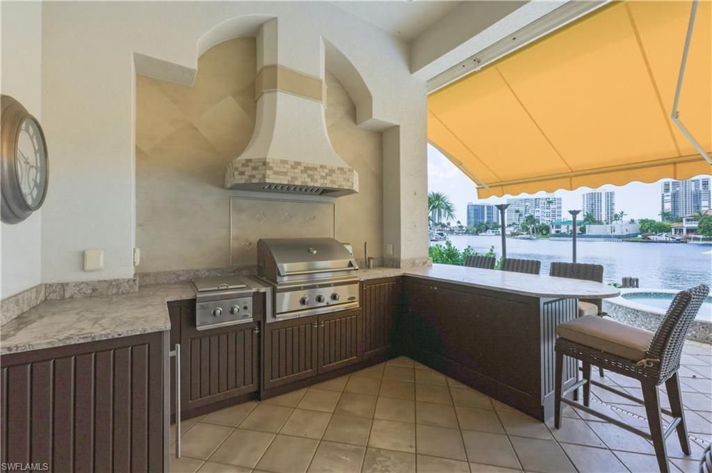 361 Pirates Bight , Naples, FL 34103 Photo