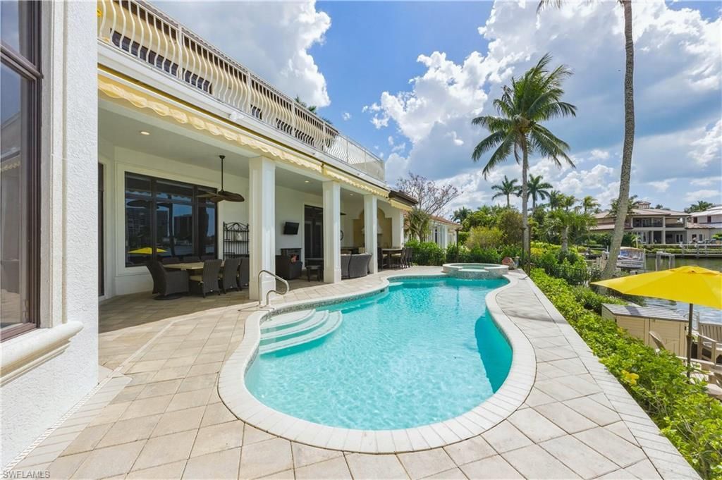 361 Pirates Bight , Naples, FL 34103 Photo