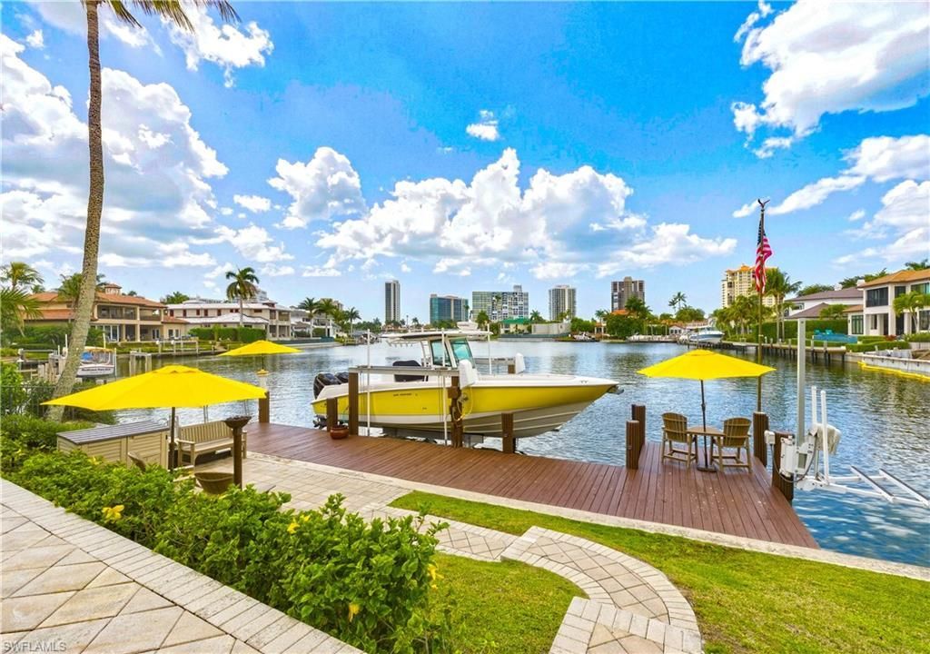 361 Pirates Bight , Naples, FL 34103 Photo