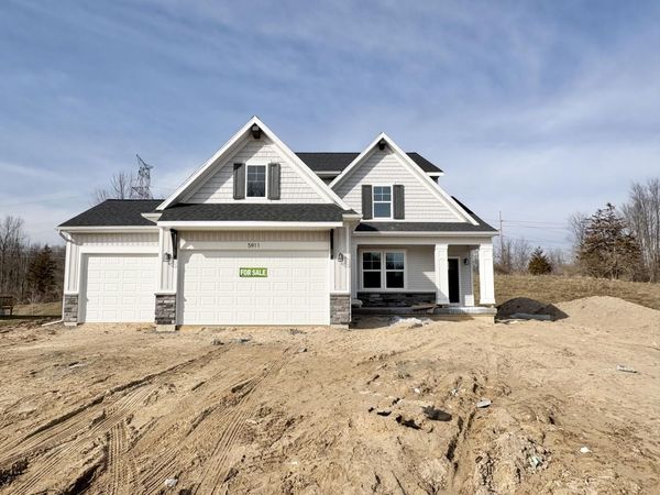 5911 Valley Point Drive SE, Caledonia, MI 49316