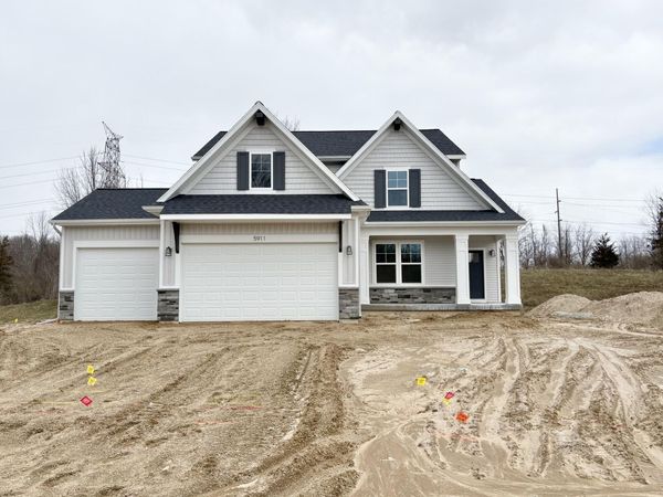 5911 Valley Point Drive SE, Caledonia, MI 49316
