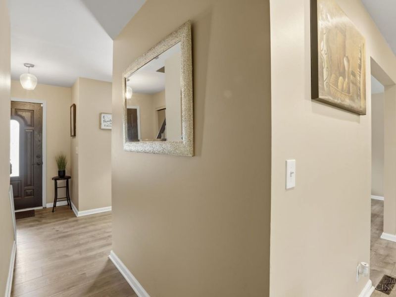 1006 Hearthstone Drive, Springfield Twp., OH 45231 Photo 17