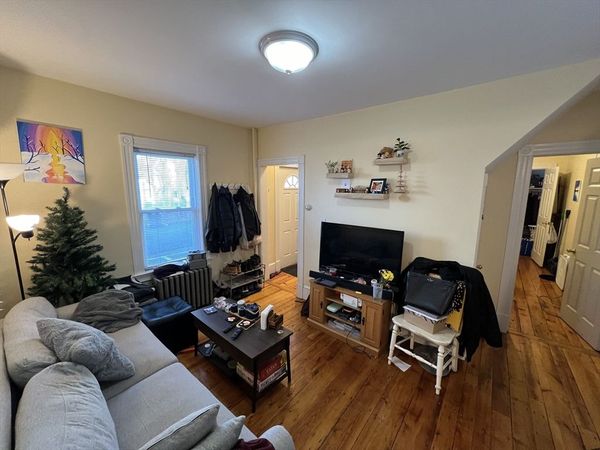 6 White St Place, Unit -, Cambridge, MA 02140