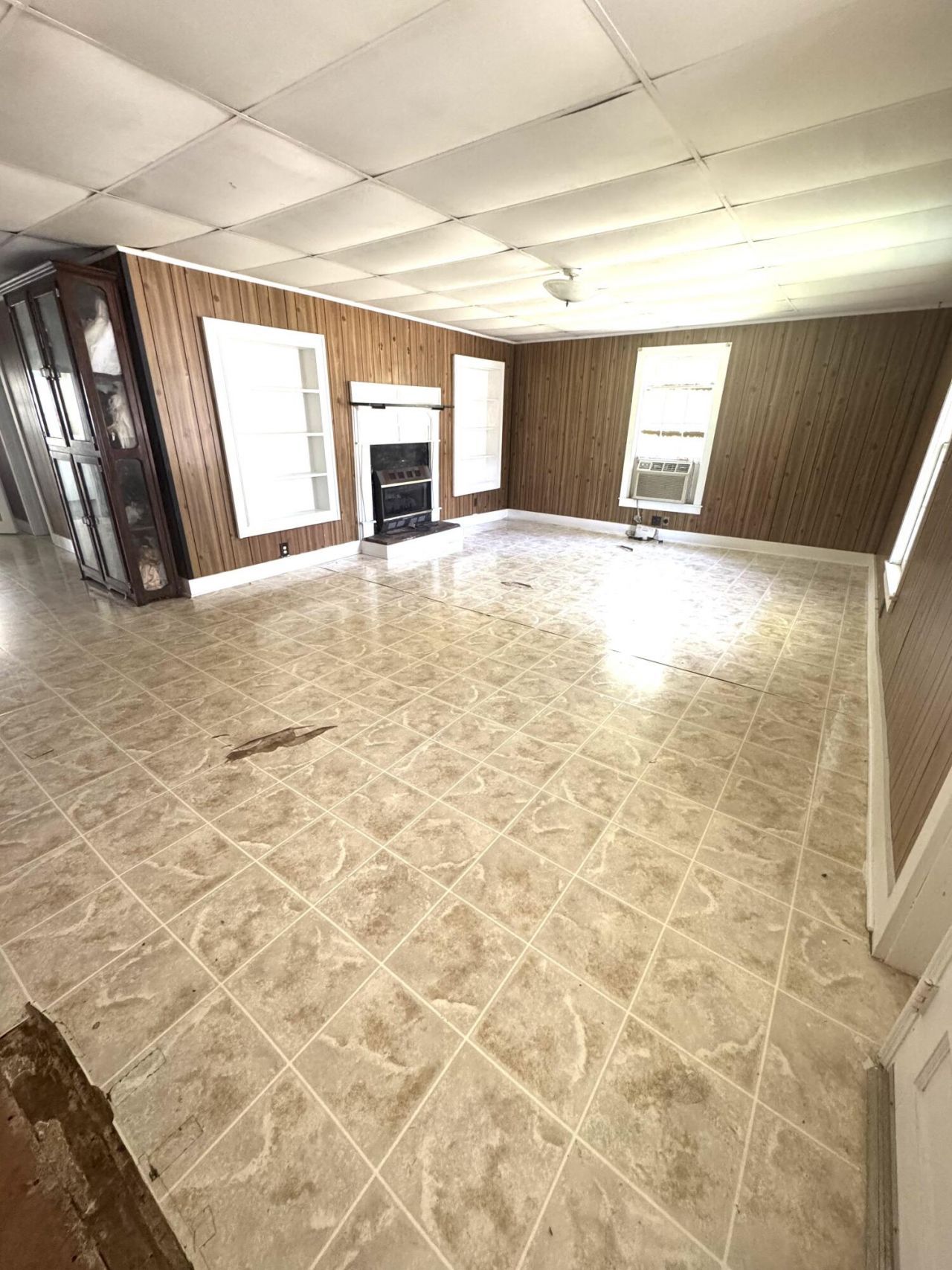 8347 Lodge Highway Photo 17