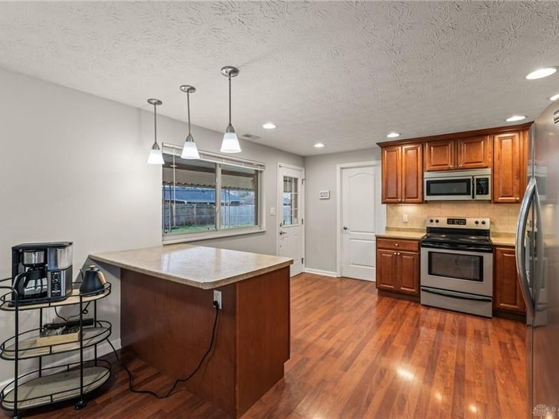 5662 Brandt Pike, Huber Heights, OH 45424 Photo 14