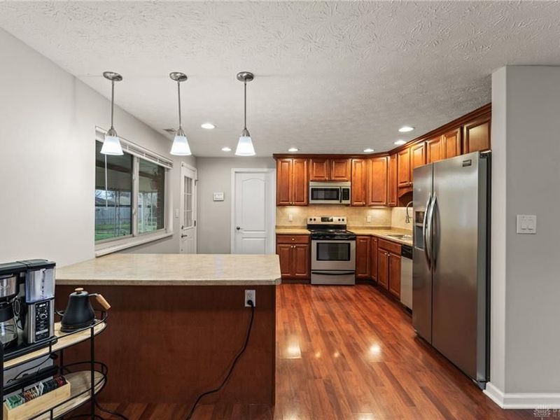 5662 Brandt Pike, Huber Heights, OH 45424 Photo 2