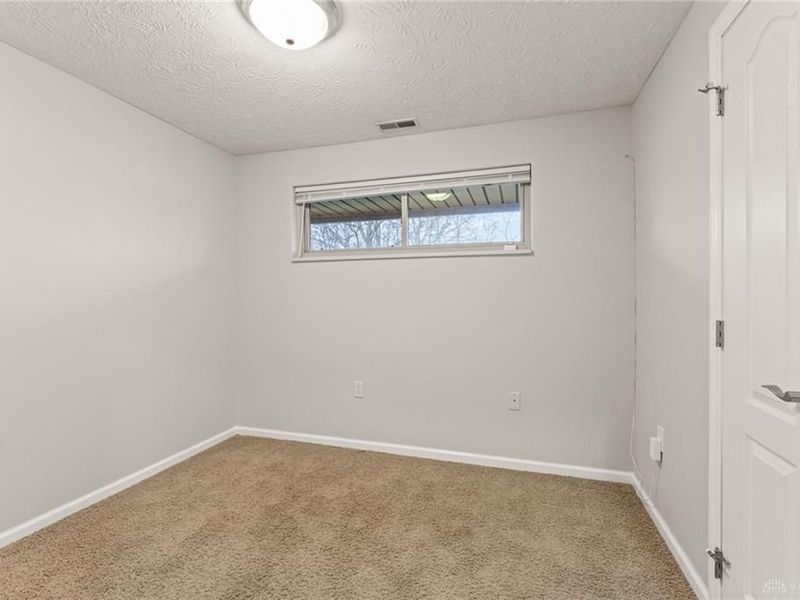 5662 Brandt Pike, Huber Heights, OH 45424 Photo 23