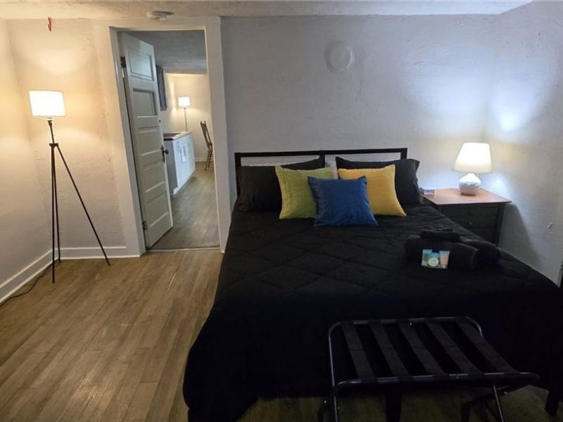 1856 Lampson Road , Unit UP, Cleveland, OH 44112 Photo 3