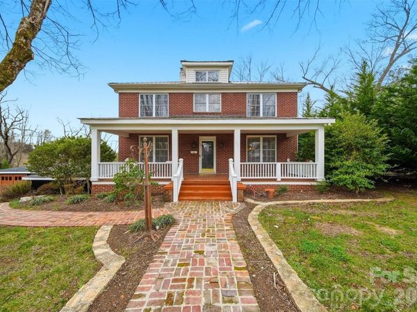 209 Abernathy Street NW, Lenoir, NC 28645