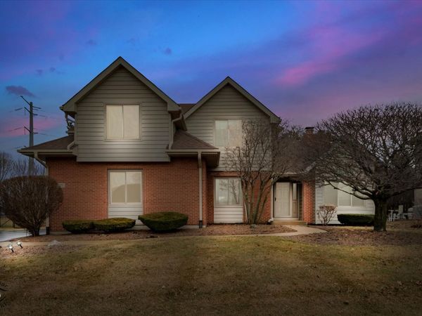 21377 Bramble Drive , Frankfort, IL 60423