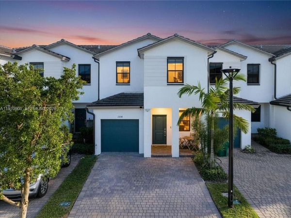 13158 SW 233rd St , Homestead, FL 33170