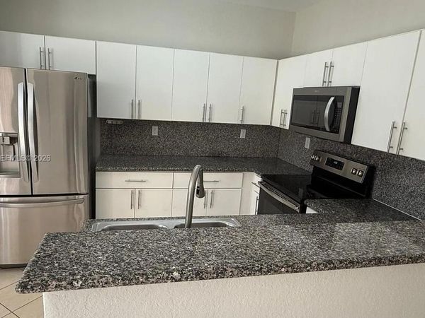 7655 NW 116th Ave , Doral, FL 33178