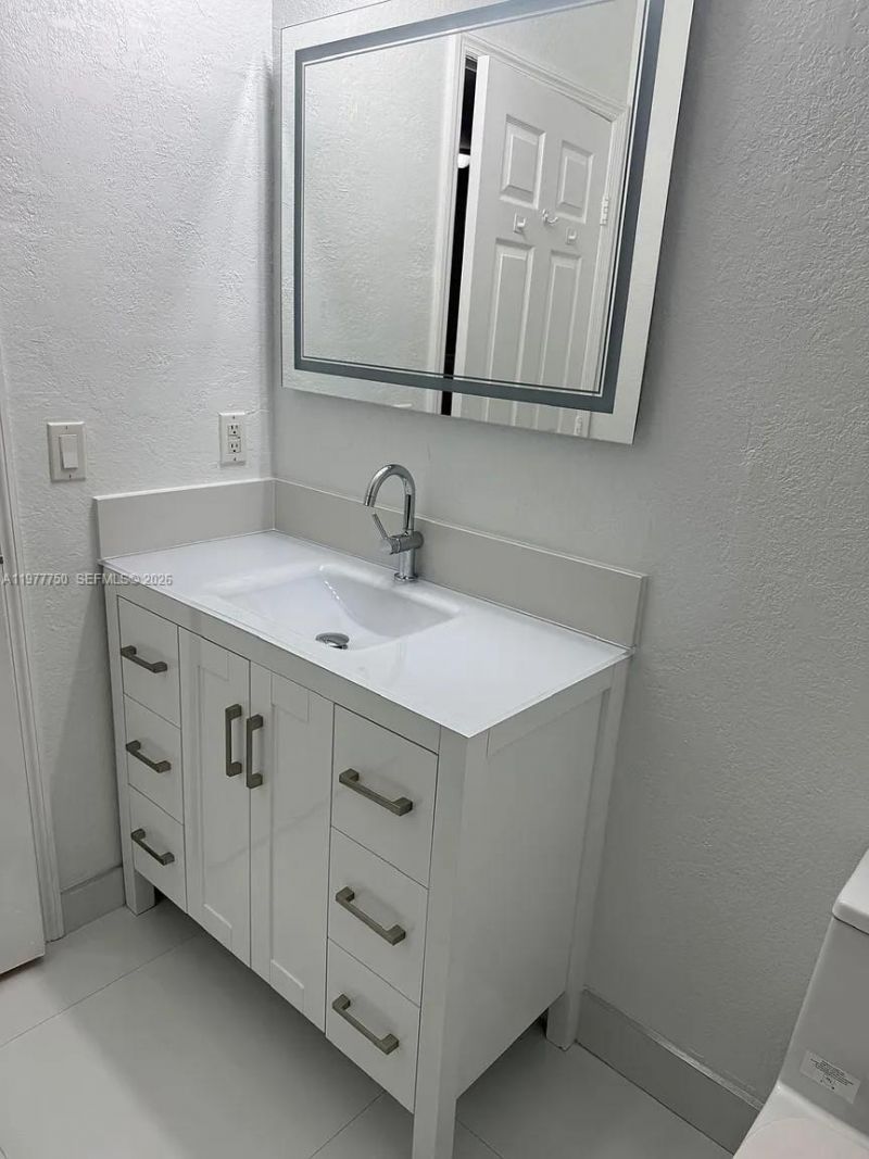 7655 NW 116th Ave , Doral, FL 33178 Photo