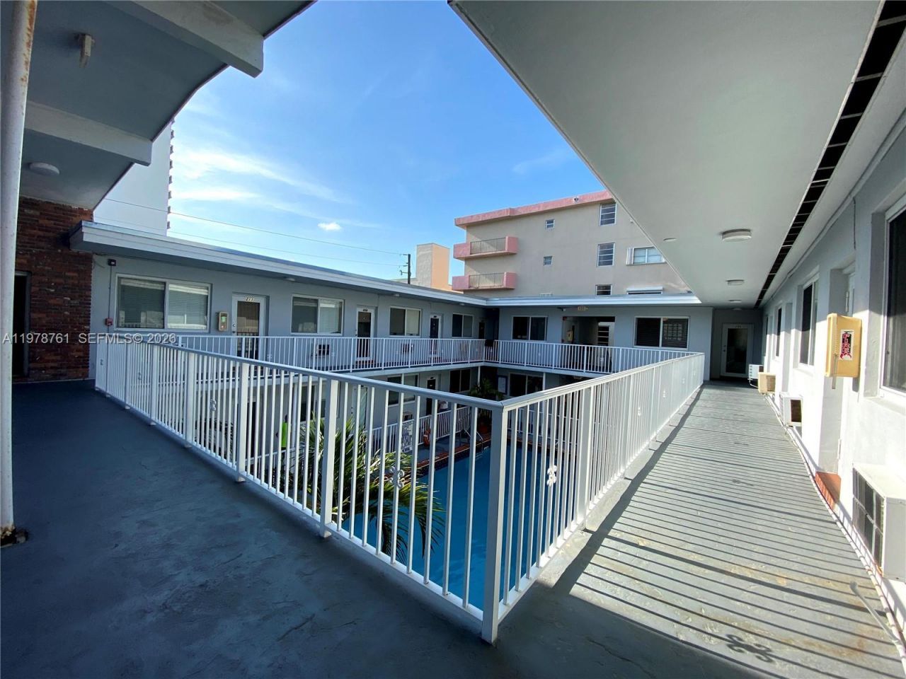 305 69th St , Unit 202, Miami Beach, FL 33141 Photo