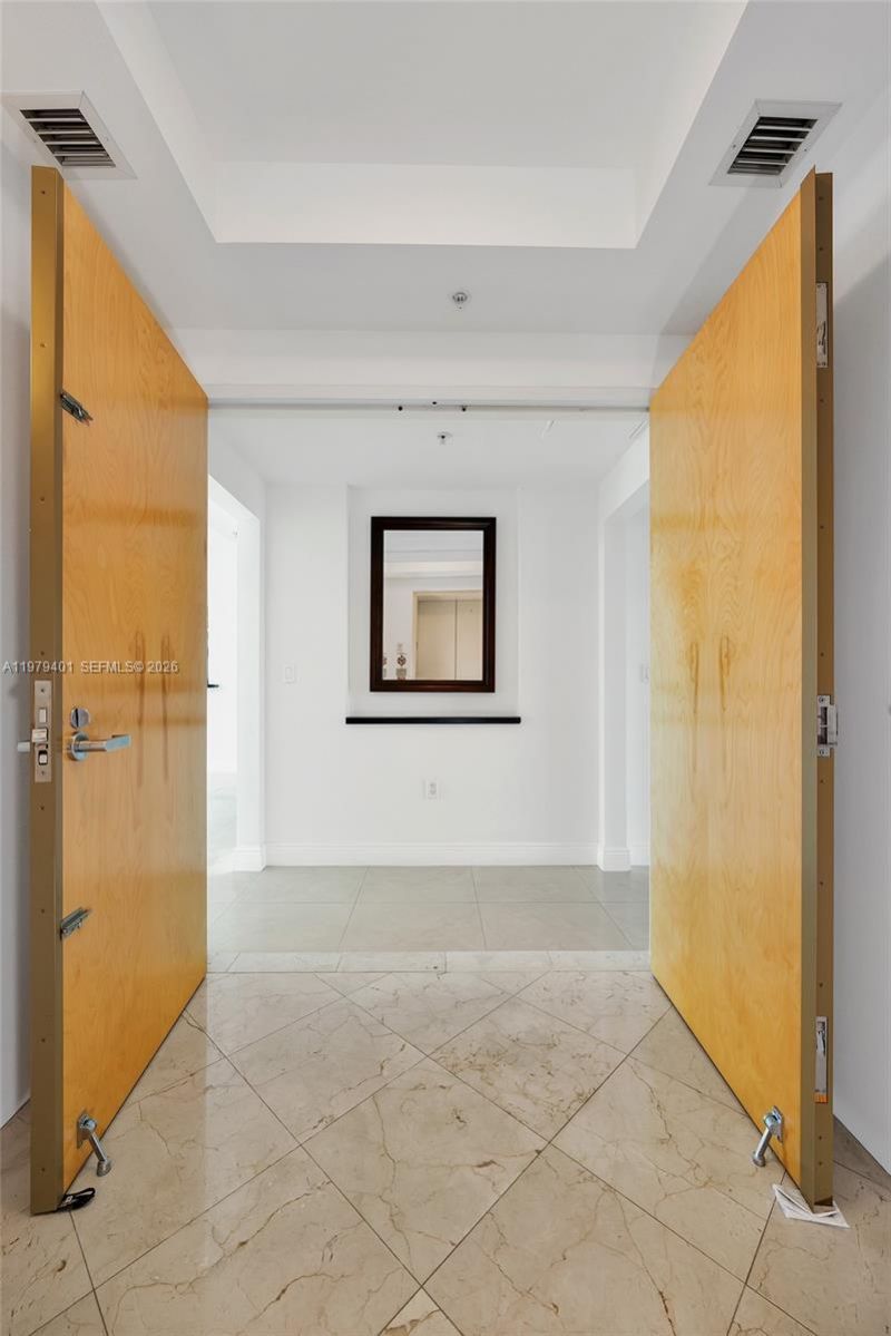 19400 Turnberry Way , Unit 932, Aventura, FL 33180 Photo