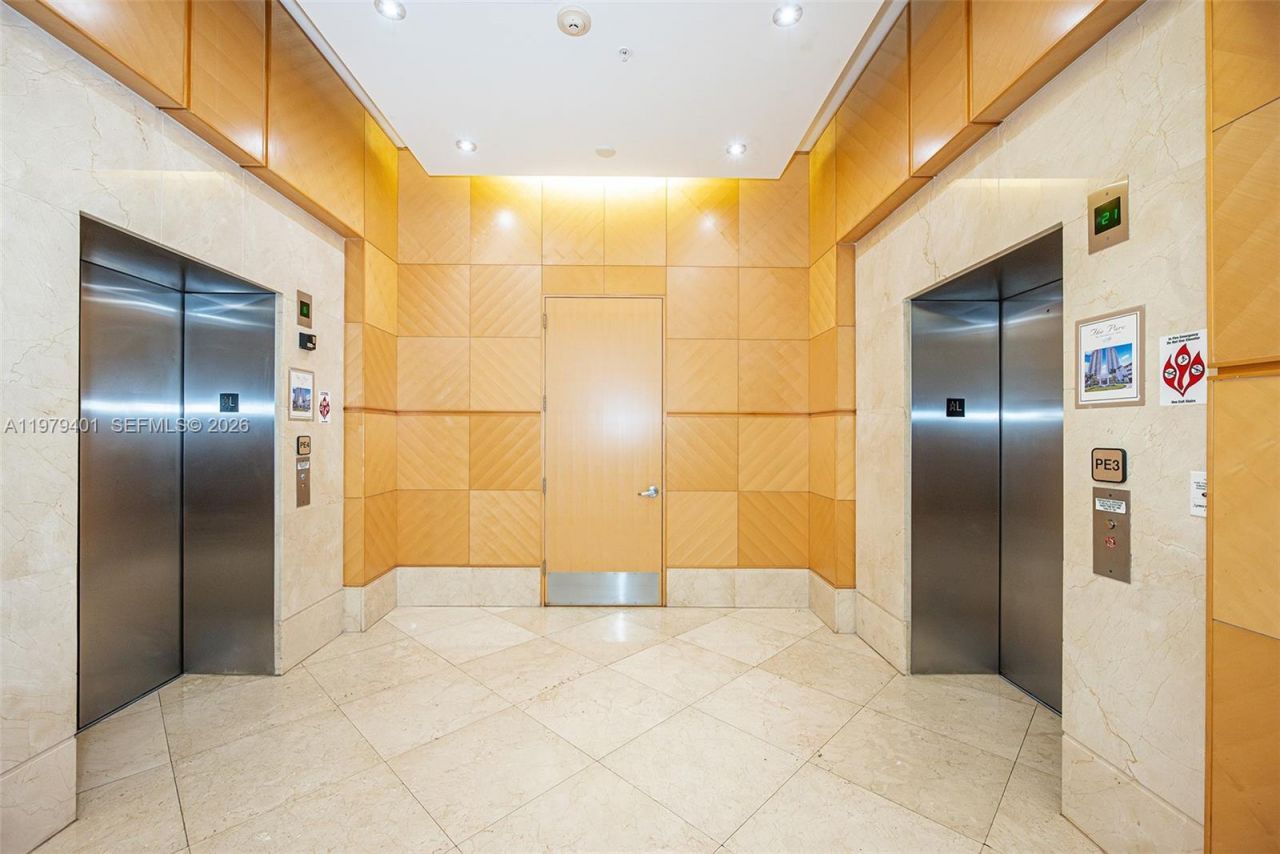 19400 Turnberry Way , Unit 932, Aventura, FL 33180 Photo