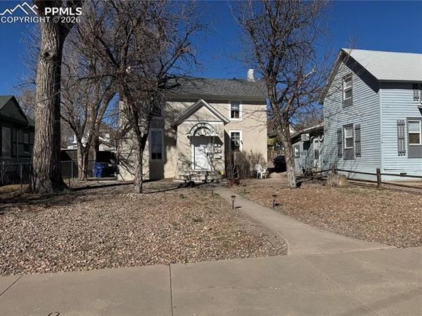 819 W 12th Street, Pueblo, CO 81003